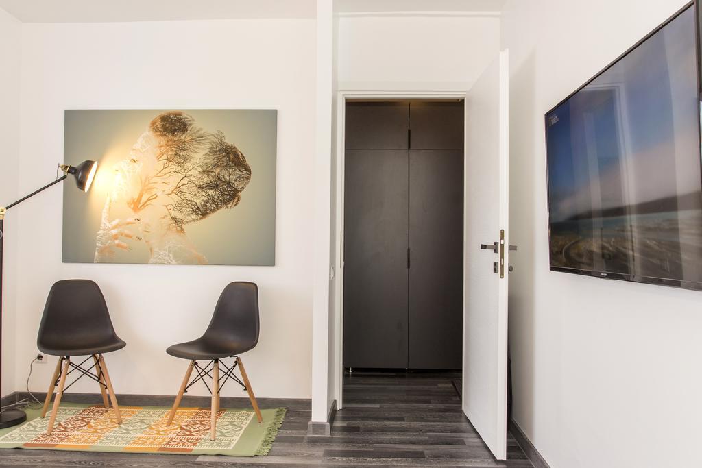 Studio L By Mrg Apartments Boekarest Buitenkant foto