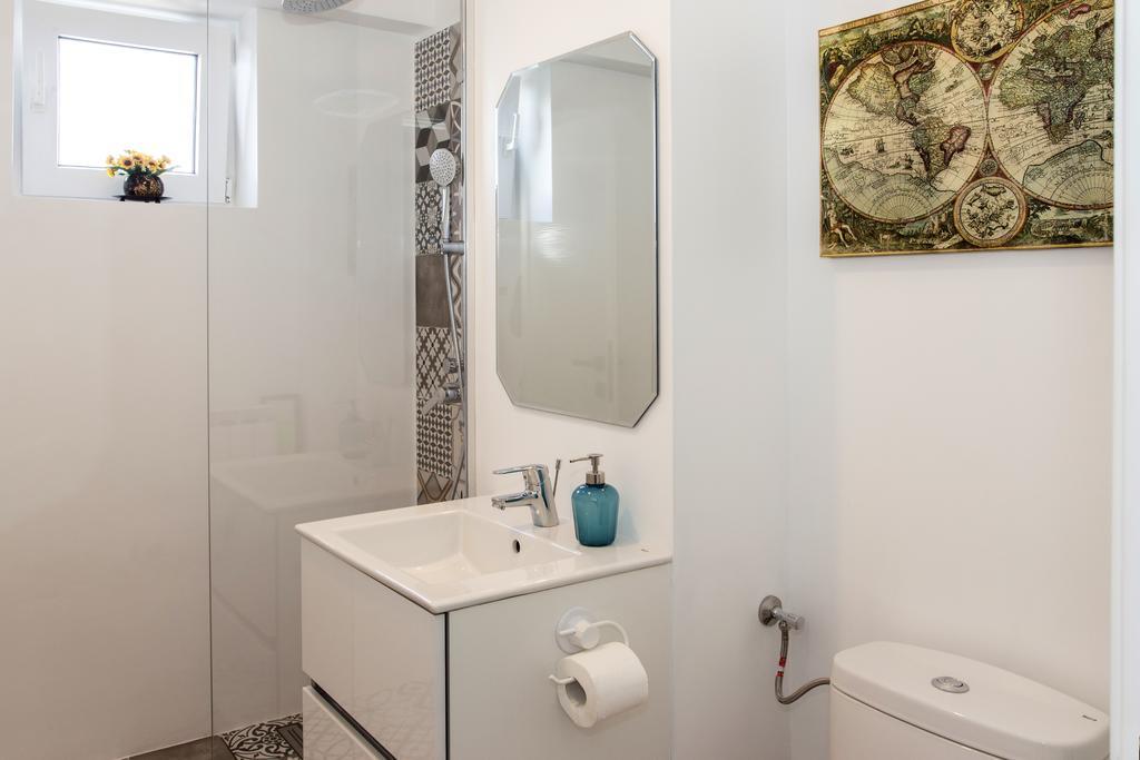 Studio L By Mrg Apartments Boekarest Buitenkant foto